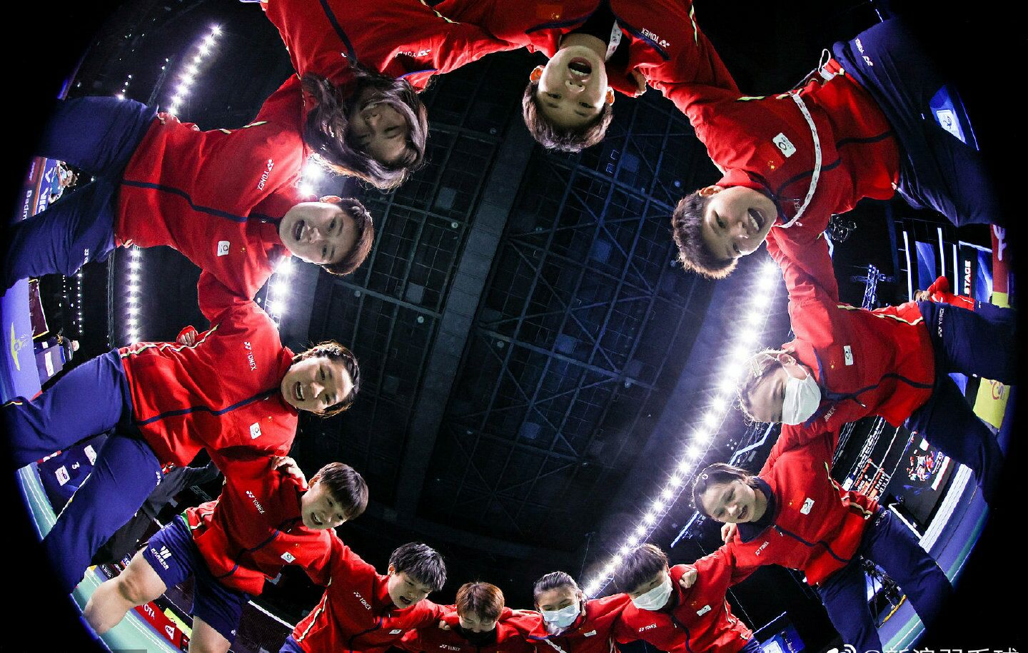 泰国队鏖战法国队,辛杜统治全场 泰国队鏖战法国队,辛杜统治全场