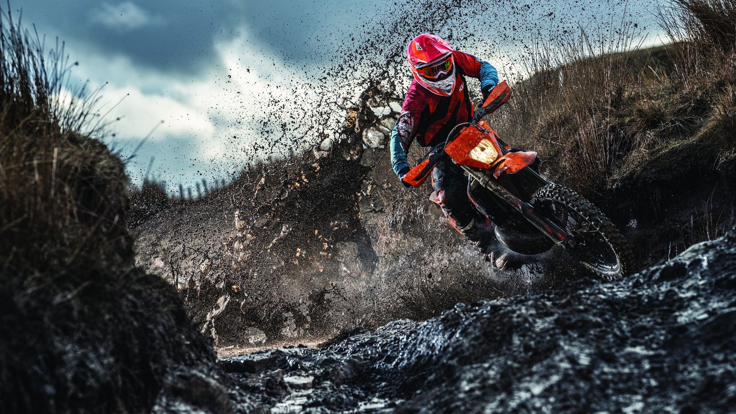 双线史诗，火箭力克活塞夜，德罗赞跨界欧冠决赛接管比赛